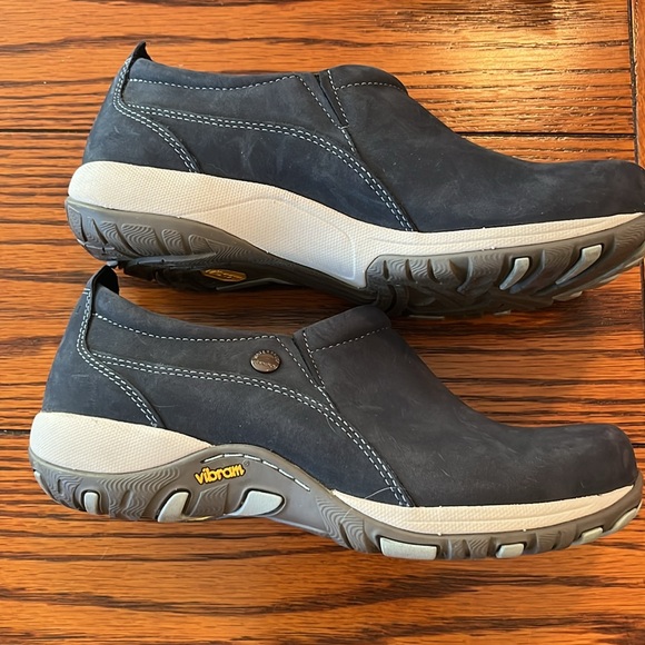 Dansko Patti Navy Leather Slip-On Clogs EUC - Picture 6 of 10